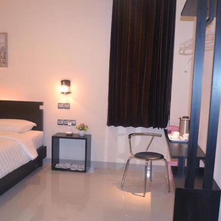 Guardian Family Hotel Sorong Exterior foto